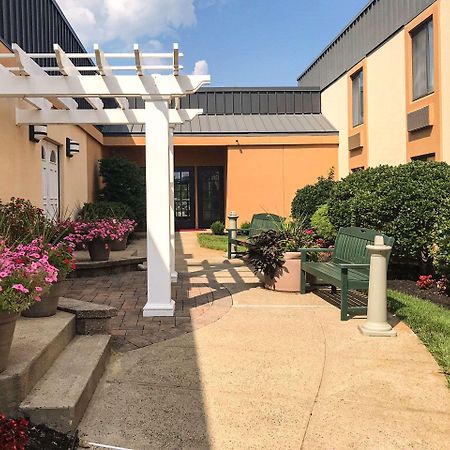 Clarion Hotel & Conference Center Toms River Εξωτερικό φωτογραφία