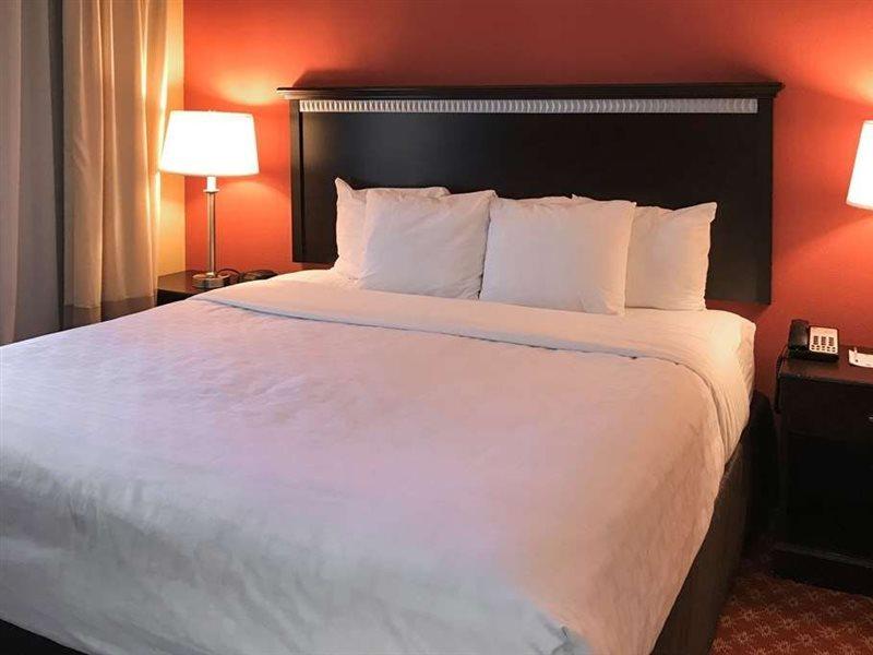 Clarion Hotel & Conference Center Toms River Εξωτερικό φωτογραφία