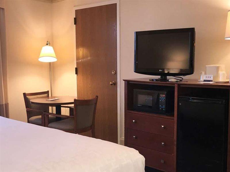 Clarion Hotel & Conference Center Toms River Εξωτερικό φωτογραφία