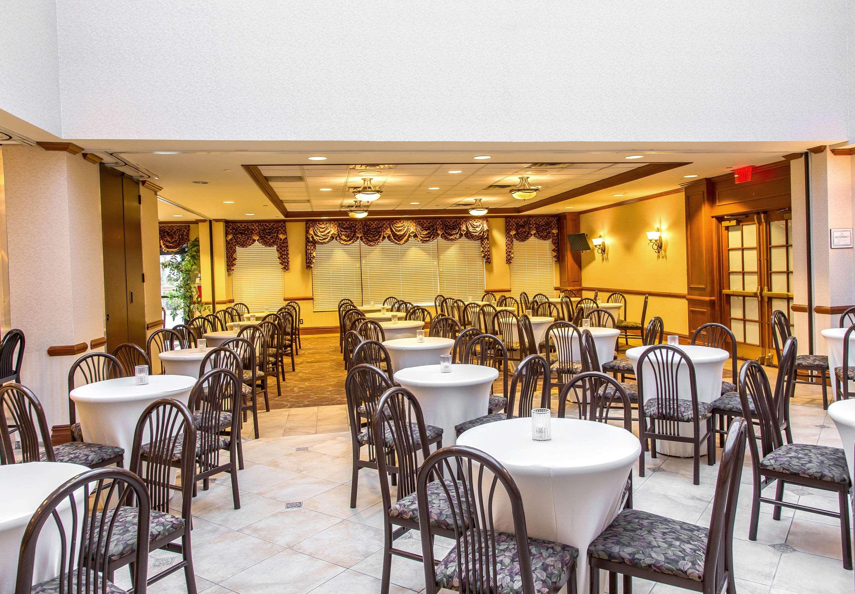 Clarion Hotel & Conference Center Toms River Εξωτερικό φωτογραφία