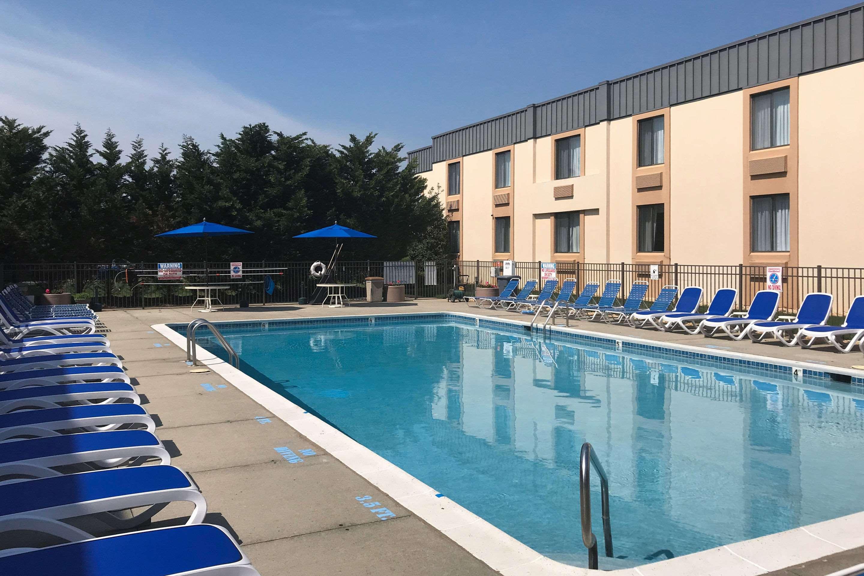 Clarion Hotel & Conference Center Toms River Εξωτερικό φωτογραφία